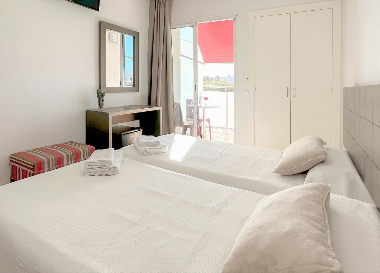 Grupoandria Hotel Platja Gran Ciutadella  Esterno foto